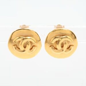 Authentic CHANEL COCOMARK 90s vintage clip on earrings gold plated NEW